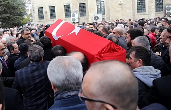 Eski Elazığ Emniyet Müdürü İşlek toprağa verildi