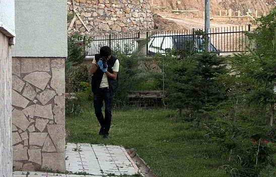 5. kattan düşen çocuk yaralandı