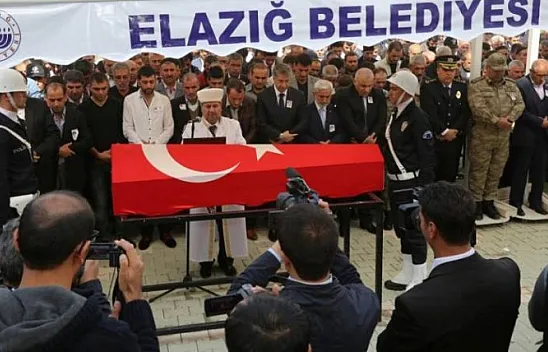 Şehit polis son yolculuğuna uğurlandı