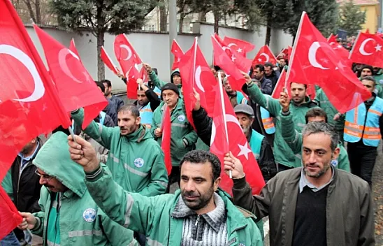 Elazığlı işçiler Afrin için gönüllü askerlik başvurusu yaptı