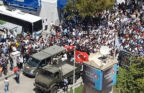 Son Dakika 23 editörünün çektiği video izlenme rekorları kırıyor!