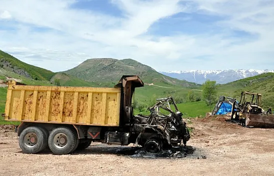 PKK Tunceli'de şantiye bastı