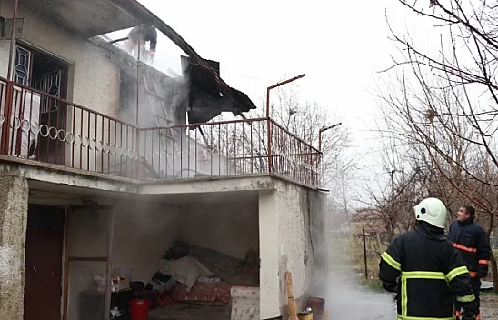 Elazığ'da ev yangını