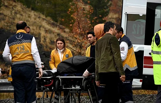 Yolcu otobüsü devrildi: 3 ölü, 18 yaralı