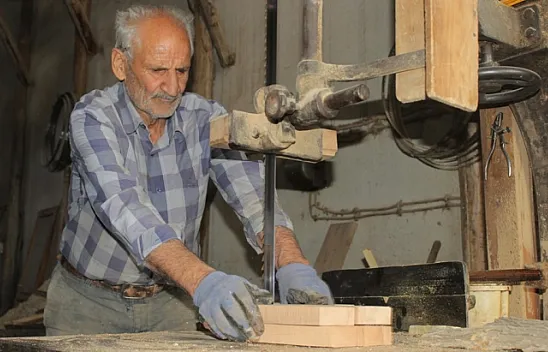 20 yıl önce emekli oldu mesleğini bırakmadı