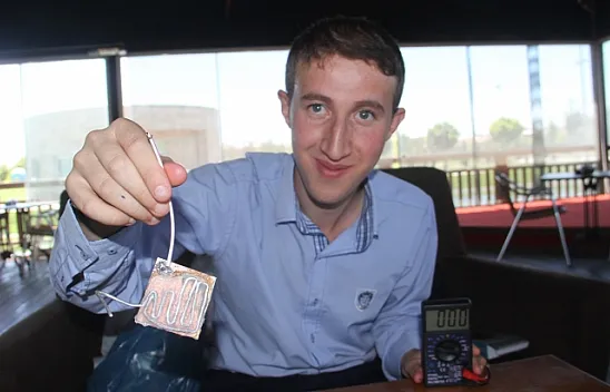 Oyuncaklarının pili bitince elektrik üreten pil yaptı, patentini aldı