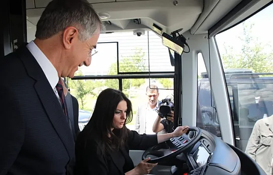 Bakan Sarıeroğlu, direksiyonun başına geçti