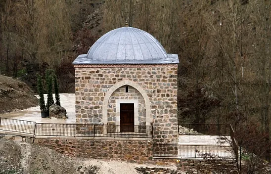 Tarihi mescitte 119 yıl sonra ilk namaz