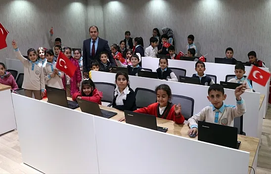 BEKA Derneği ve BİREVİM'den Elazığ'a Bilişim Sınıfı