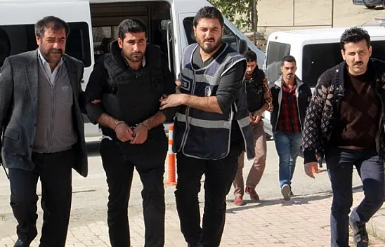 Cinayet zanlıları adliyeye sevk edildi