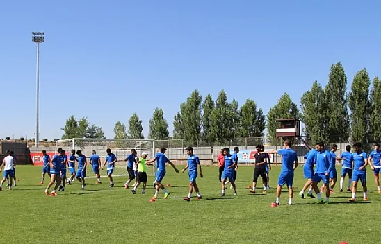 Elaziz Belediyespor sezon öncesi güç depoluyor