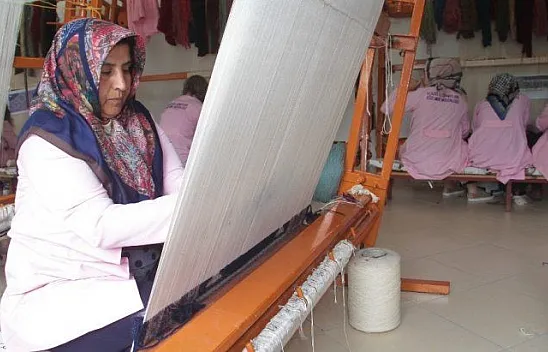 Halı dokumak, hastalığına terapi oldu