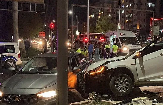 Hazardağlı Kavşağı'nda trafik kazası