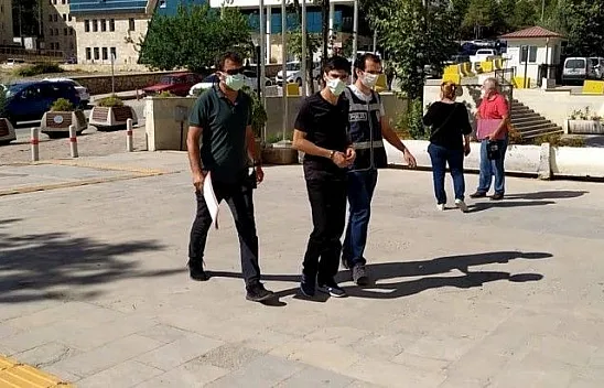 Hırsız önce güvenlik kamarasına sonra polise yakalandı