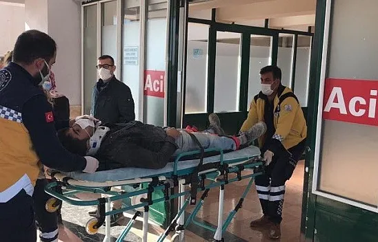 İnşaatın 3'üncü katından düşen genç yaralandı