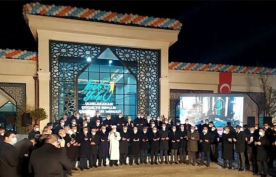 İpekyolu Uluslararası Çocuk ve Gençlik Çalışmaları Merkezi'nin açılışı yapıldı