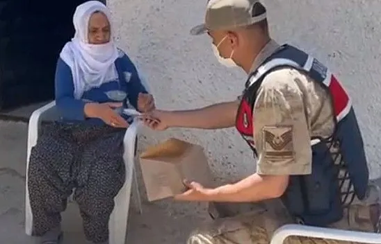 Jandarmadan sahte para operasyonu