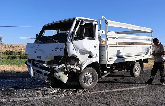 Kafa kafaya çarpıştılar! Çok sayıda yaralı var
