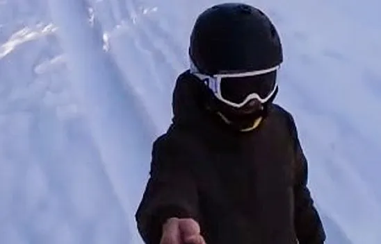 Kayak takımlarına atlayıp alışverişe çıktı