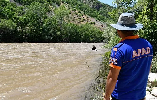 Kayıp gencin son anları yolcunun cep telefonu kamerasına takıldı