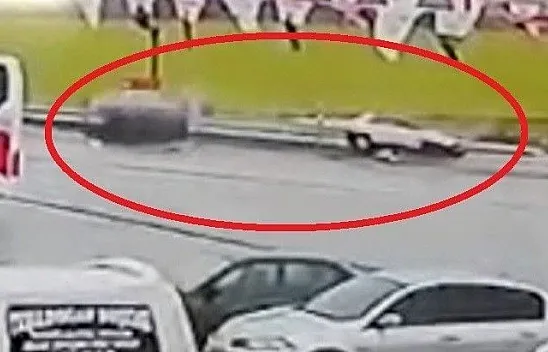 Kaza anı kameraya böyle yansıdı