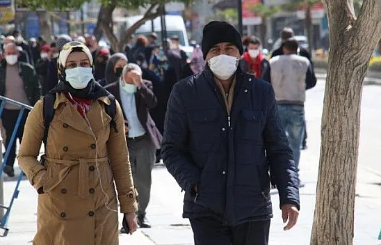 Kırmızıya dönen Elazığ'da denetimler...