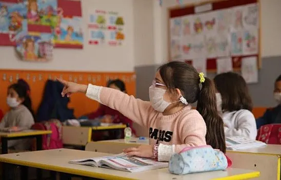 Köy okullarında ilk ders heyecanı