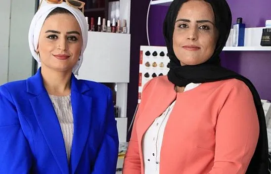 Kredi desteği alan kız kardeşler, bugün işletme sahibi