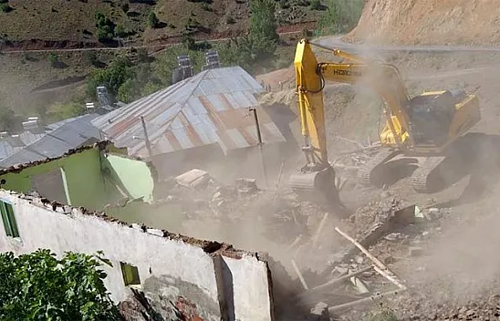 Mağdur vatandaş yetkililere seslendi