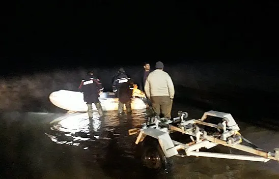 Mahsur kalan balıkçılar kurtarıldı