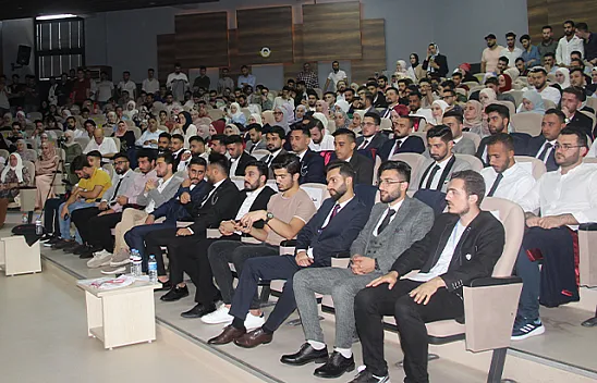 Mezun olup şiir gecesinde buluştular