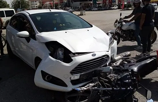 Motosiklet sürücüsü ağır yaralandı