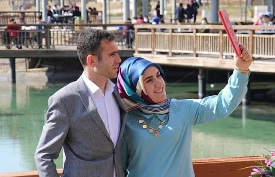 Normalleşmenin ilk gününde nikah sevinci
