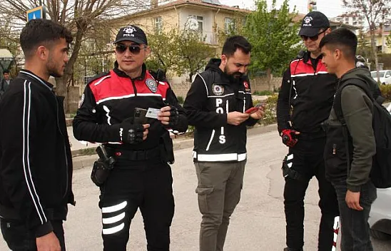 Okul önlerinde asayiş uygulaması yapıldı