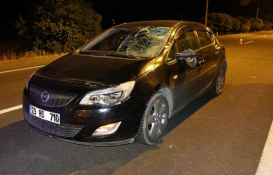 Otomobilin çarptığı kadın ağır yaralandı