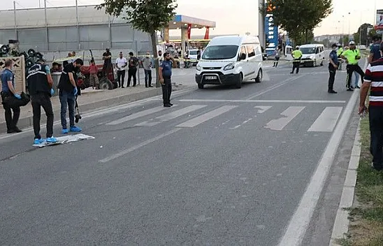 Otomobilin çarptığı yaya hayatını kaybetti