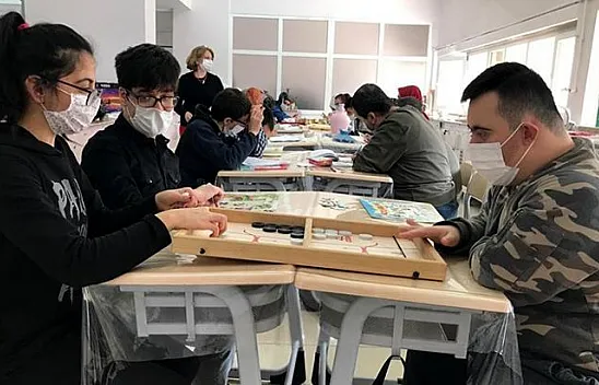 Özel çocuklar hayata tekrar kazandırılıyor