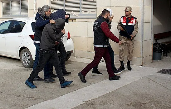 Polisin 'Şok' uygulamasından kaçan şüpheliler yakalandı