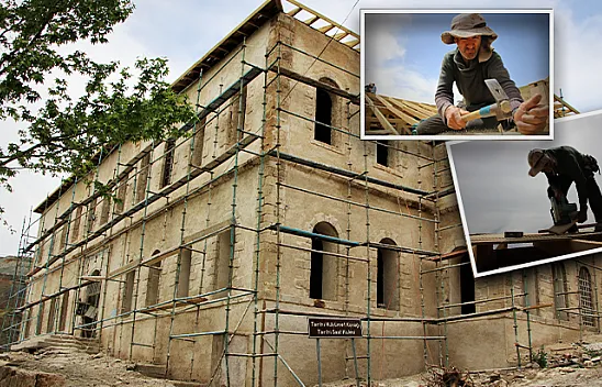 Restorasyon çalışmaları devam ediyor