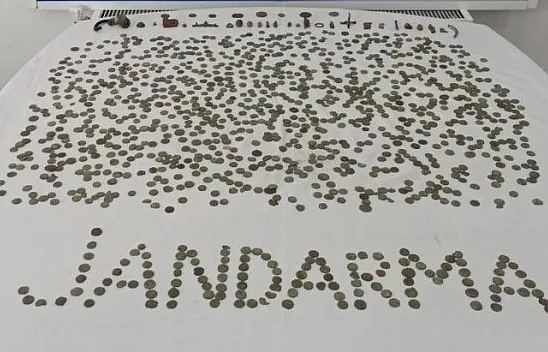 Roma dönemine ait 188 tarihi eser ele geçirildi