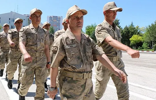 Saadettin, asker olmanın gururunu yaşadı