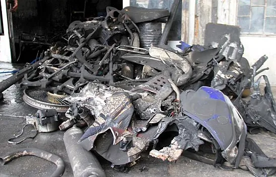 Tamir dükkanında yangın çıktı