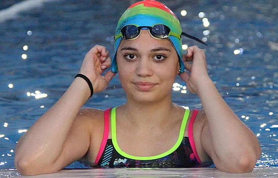 Tedavisi için yüzmeye başladı, üç kez Türkiye şampiyonu oldu