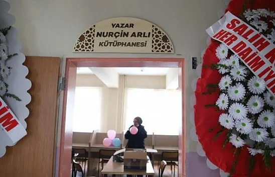 Tek parmağı ile 3 kitap çıkaran Nurçin adına kütüphane açıldı