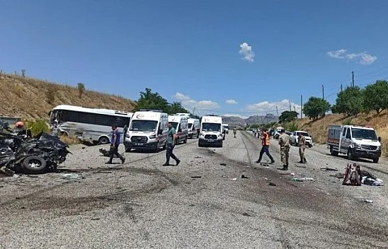 Tunceli - Elazığ karayolunda katliam gibi kaza