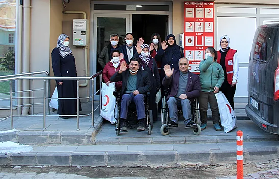 Türk Kızılayı'ndan yürekleri ısıtan davranış