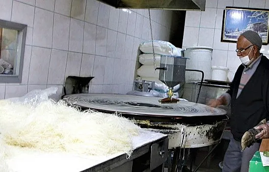 Yarım asırdır kadayıf yapıyor