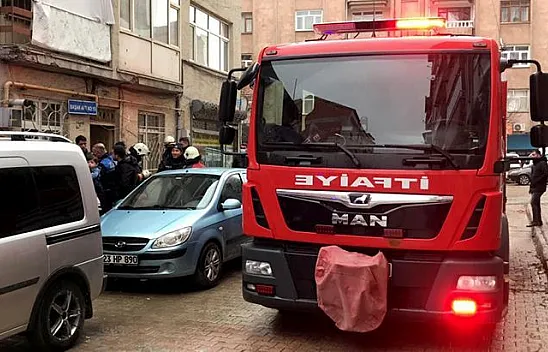 Yeni Mahalle'de ev yangını