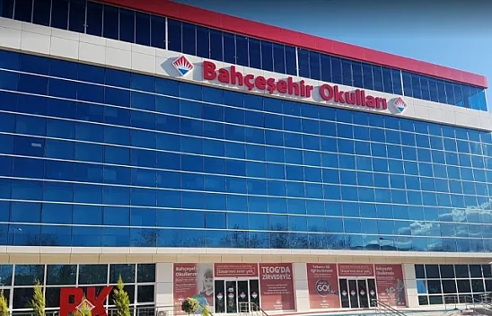 Bahçeşehir Okulları'nda uzaktan eğitim canlı derslerle sürüyor