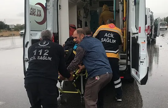 Elazığ'da trafik kazası! Yaralılar var...